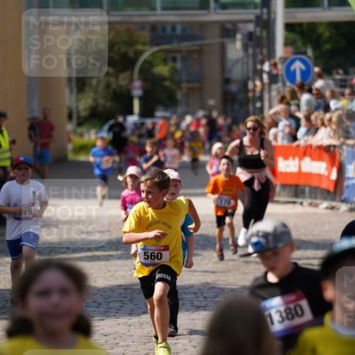 13.06.2025 - Holstenköstenlauf Felixshl http://msf.ph/oto/7922607 13.06.2025 15:38:19 Laufen 32, 178, 283, 417, 419, 560, 564, 670, 819, 1380, 1825 meine-sportfotos.de