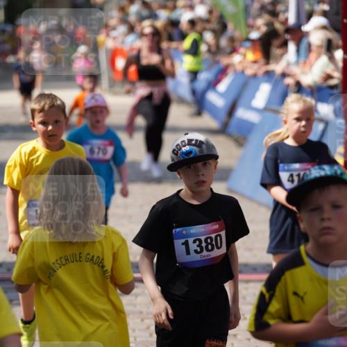 13.06.2025 - Holstenköstenlauf Felixshl http://msf.ph/oto/7922616 13.06.2025 15:38:21 Laufen 32, 178, 283, 419, 560, 670, 819, 1380 meine-sportfotos.de