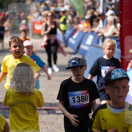 13.06.2025 - Holstenköstenlauf Felixshl http://msf.ph/oto/7922619 13.06.2025 15:38:22 Laufen 32, 178, 283, 419, 560, 670, 819, 1380, 1872 meine-sportfotos.de