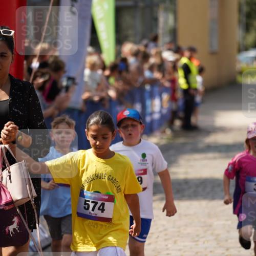 13.06.2025 - Holstenköstenlauf Felixshl http://msf.ph/oto/7922625 13.06.2025 15:38:24 Laufen 32, 178, 283, 419, 560, 670, 819, 1872 meine-sportfotos.de