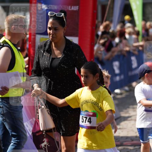 13.06.2025 - Holstenköstenlauf Felixshl http://msf.ph/oto/7922630 13.06.2025 15:38:25 Laufen 32, 178, 283, 560, 670, 819, 1159, 1872 meine-sportfotos.de