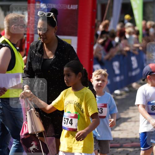 13.06.2025 - Holstenköstenlauf Felixshl http://msf.ph/oto/7922632 13.06.2025 15:38:25 Laufen 32, 178, 283, 560, 670, 819, 1159, 1872 meine-sportfotos.de