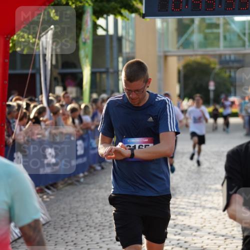 13.06.2025 - Holstenköstenlauf Felixshl http://msf.ph/oto/7922677 13.06.2025 19:49:54 Laufen 2165, 2347, 2415, 2569, 2713, 3049, 3050 meine-sportfotos.de