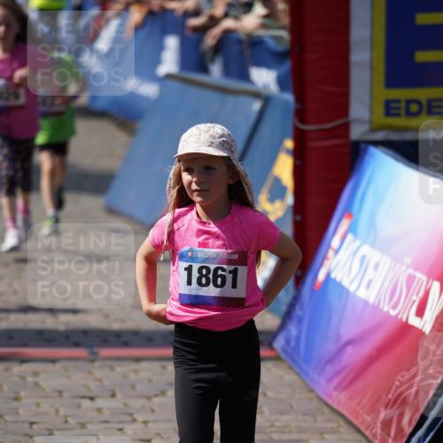 13.06.2025 - Holstenköstenlauf Felixshl http://msf.ph/oto/7922689 13.06.2025 15:38:37 Laufen 16, 33, 98, 278, 1159, 1192, 1193, 1195, 1435, 1443, 1870, 1929 meine-sportfotos.de