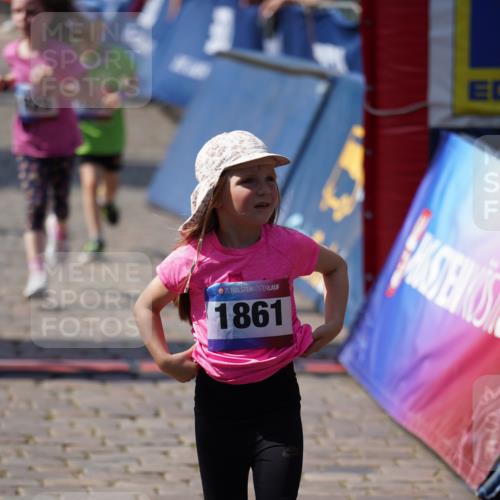 13.06.2025 - Holstenköstenlauf Felixshl http://msf.ph/oto/7922696 13.06.2025 15:38:38 Laufen 16, 33, 81, 98, 278, 1192, 1193, 1195, 1435, 1443, 1870, 1929 meine-sportfotos.de