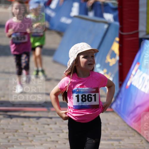 13.06.2025 - Holstenköstenlauf Felixshl http://msf.ph/oto/7922699 13.06.2025 15:38:38 Laufen 16, 33, 81, 98, 278, 1192, 1193, 1195, 1435, 1443, 1870, 1929 meine-sportfotos.de