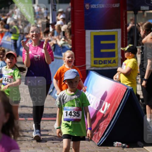 13.06.2025 - Holstenköstenlauf Felixshl http://msf.ph/oto/7922725 13.06.2025 15:38:44 Laufen 16, 33, 81, 87, 98, 101, 278, 565, 569, 678, 1193, 1195, 1201, 1435, 1443, 1846, 1897 meine-sportfotos.de