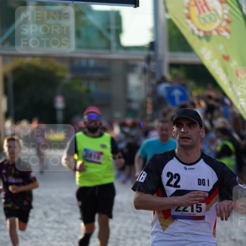 13.06.2025 - Holstenköstenlauf Felixshl http://msf.ph/oto/7922731 13.06.2025 19:50:05 Laufen 2015, 2215, 2545, 2810, 2845 meine-sportfotos.de