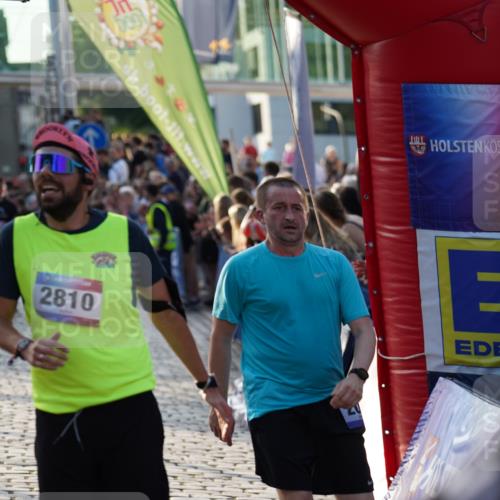 13.06.2025 - Holstenköstenlauf Felixshl http://msf.ph/oto/7922754 13.06.2025 19:50:09 Laufen 2015, 2024, 2215, 2545, 2810, 2845 meine-sportfotos.de