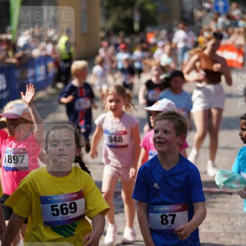 13.06.2025 - Holstenköstenlauf Felixshl http://msf.ph/oto/7922779 13.06.2025 15:38:55 Laufen 101, 271, 274, 280, 425, 431, 673, 677, 678, 832, 948, 950, 1289, 1846 meine-sportfotos.de