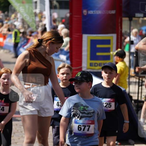 13.06.2025 - Holstenköstenlauf Felixshl http://msf.ph/oto/7922790 13.06.2025 15:39:00 Laufen 185, 186, 271, 274, 280, 425, 431, 671, 673, 677, 823, 832, 950, 1289, 1852, 1877 meine-sportfotos.de