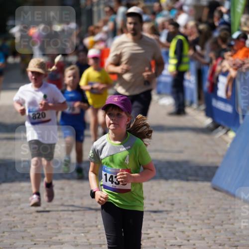 13.06.2025 - Holstenköstenlauf Felixshl http://msf.ph/oto/7922886 13.06.2025 15:39:26 Laufen 70, 90, 568, 668, 669, 820, 1200, 1436, 1445 meine-sportfotos.de