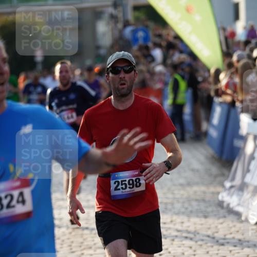 13.06.2025 - Holstenköstenlauf Felixshl http://msf.ph/oto/7922906 13.06.2025 19:50:47 Laufen 2598, 2724, 2824, 2926, 3016, 3144, 3582, 3595, 3627, 3796 meine-sportfotos.de