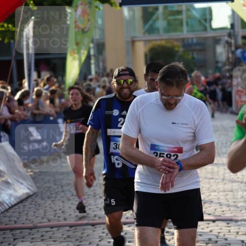 13.06.2025 - Holstenköstenlauf Felixshl http://msf.ph/oto/7922943 13.06.2025 19:50:58 Laufen 2003, 2674, 2698, 2739, 2835, 3081, 3120, 3582, 3621, 3627, 3796, 3928 meine-sportfotos.de