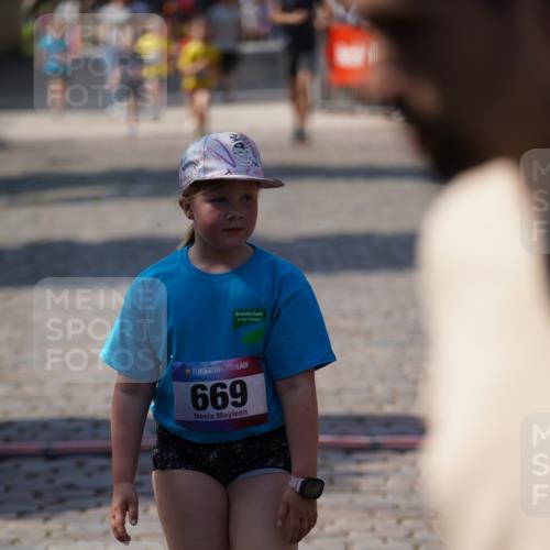 13.06.2025 - Holstenköstenlauf Felixshl http://msf.ph/oto/7922944 13.06.2025 15:39:37 Laufen 90, 668, 669 meine-sportfotos.de
