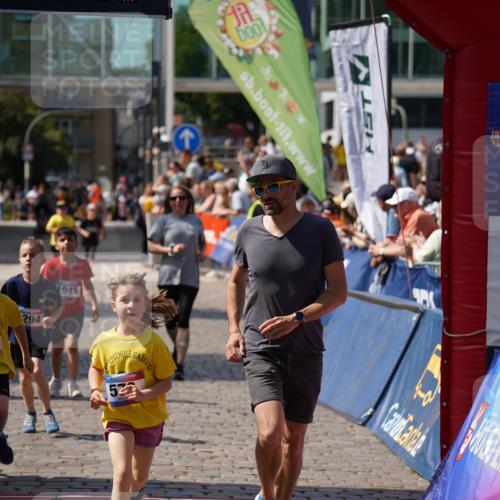 13.06.2025 - Holstenköstenlauf Felixshl http://msf.ph/oto/7922956 13.06.2025 15:39:48 Laufen 570, 573, 672, 680, 1294, 1945 meine-sportfotos.de