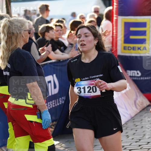 13.06.2025 - Holstenköstenlauf Felixshl http://msf.ph/oto/7922957 13.06.2025 19:51:00 Laufen 2003, 2158, 2674, 2698, 2739, 2835, 3081, 3120, 3221, 3621, 3928 meine-sportfotos.de