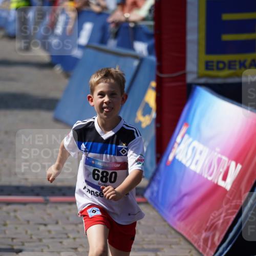 13.06.2025 - Holstenköstenlauf Felixshl http://msf.ph/oto/7922999 13.06.2025 15:39:56 Laufen 559, 680, 1194 meine-sportfotos.de