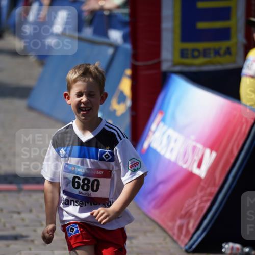 13.06.2025 - Holstenköstenlauf Felixshl http://msf.ph/oto/7923001 13.06.2025 15:39:56 Laufen 559, 680, 1194 meine-sportfotos.de