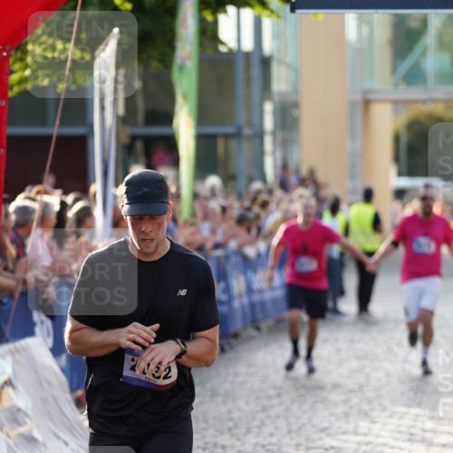 13.06.2025 - Holstenköstenlauf Felixshl http://msf.ph/oto/7923021 13.06.2025 19:51:27 Laufen 2032, 2571, 2624, 2634, 3631 meine-sportfotos.de