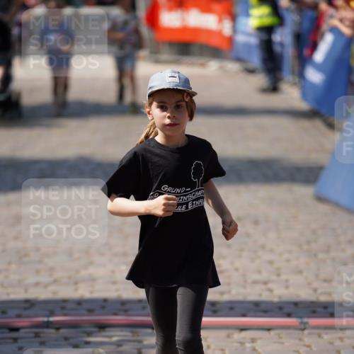 13.06.2025 - Holstenköstenlauf Felixshl http://msf.ph/oto/7923032 13.06.2025 15:40:04 Laufen 559, 1189, 1194, 1822 meine-sportfotos.de