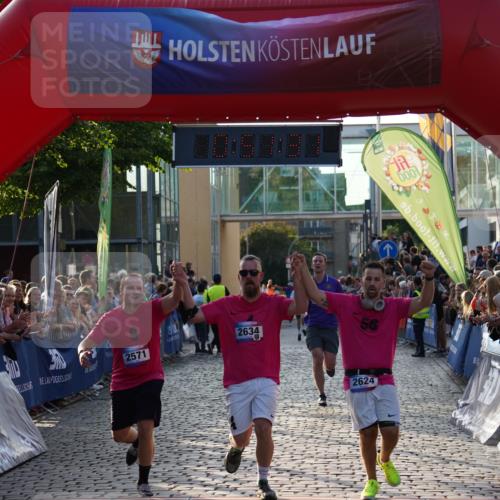 13.06.2025 - Holstenköstenlauf Felixshl http://msf.ph/oto/7923038 13.06.2025 19:51:30 Laufen 2032, 2571, 2624, 2634, 3631 meine-sportfotos.de