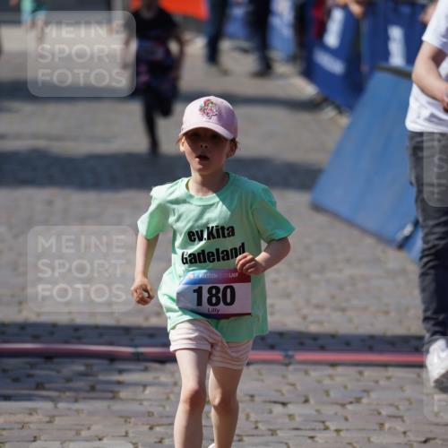 13.06.2025 - Holstenköstenlauf Felixshl http://msf.ph/oto/7923067 13.06.2025 15:40:15 Laufen 180, 181, 184, 681, 1893 meine-sportfotos.de
