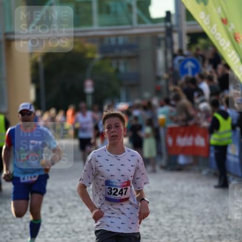 13.06.2025 - Holstenköstenlauf Felixshl http://msf.ph/oto/7923068 13.06.2025 19:51:39 Laufen 2126, 2190, 3214, 3247 meine-sportfotos.de