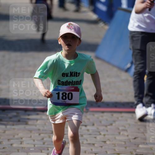 13.06.2025 - Holstenköstenlauf Felixshl http://msf.ph/oto/7923071 13.06.2025 15:40:15 Laufen 180, 181, 184, 681, 1893 meine-sportfotos.de