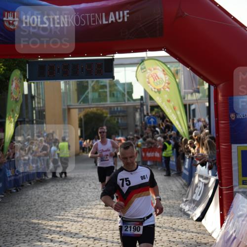 13.06.2025 - Holstenköstenlauf Felixshl http://msf.ph/oto/7923086 13.06.2025 19:51:45 Laufen 2126, 2190, 2818, 3214 meine-sportfotos.de
