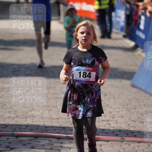 13.06.2025 - Holstenköstenlauf Felixshl http://msf.ph/oto/7923095 13.06.2025 15:40:20 Laufen 181, 184, 1893 meine-sportfotos.de