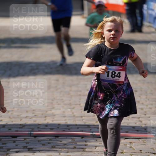 13.06.2025 - Holstenköstenlauf Felixshl http://msf.ph/oto/7923097 13.06.2025 15:40:20 Laufen 181, 184, 1893 meine-sportfotos.de