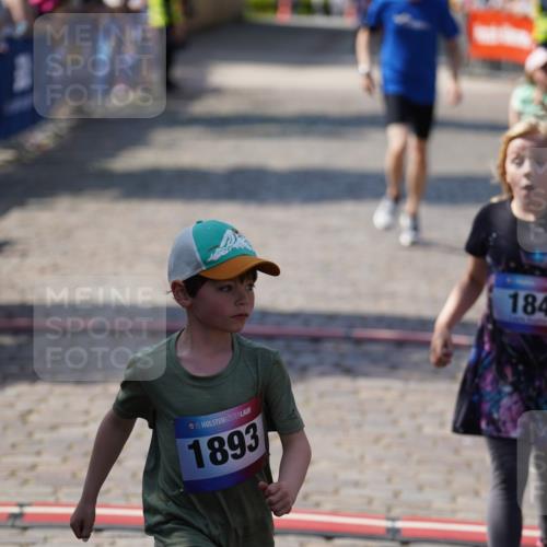 13.06.2025 - Holstenköstenlauf Felixshl http://msf.ph/oto/7923110 13.06.2025 15:40:22 Laufen 181, 184, 1893 meine-sportfotos.de