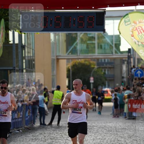 13.06.2025 - Holstenköstenlauf Felixshl http://msf.ph/oto/7923115 13.06.2025 19:51:58 Laufen 3220, 3594, 3620 meine-sportfotos.de