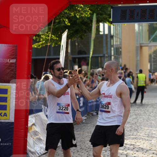 13.06.2025 - Holstenköstenlauf Felixshl http://msf.ph/oto/7923125 13.06.2025 19:52:02 Laufen 2437, 2524, 3220, 3594, 3620 meine-sportfotos.de
