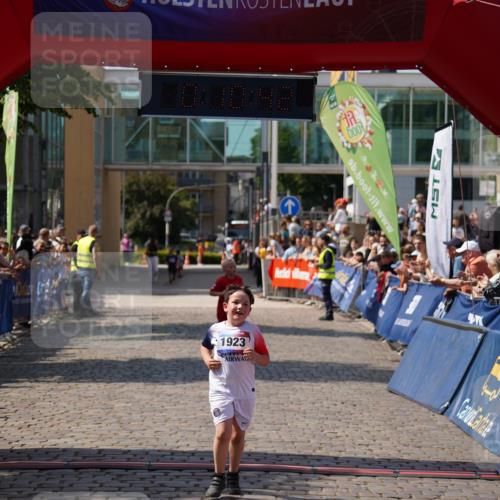 13.06.2025 - Holstenköstenlauf Felixshl http://msf.ph/oto/7923130 13.06.2025 15:40:41 Laufen 10, 1923 meine-sportfotos.de