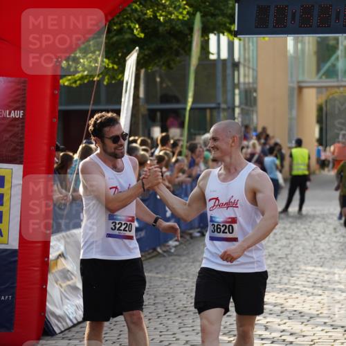 13.06.2025 - Holstenköstenlauf Felixshl http://msf.ph/oto/7923131 13.06.2025 19:52:02 Laufen 2437, 2524, 3220, 3594, 3620 meine-sportfotos.de