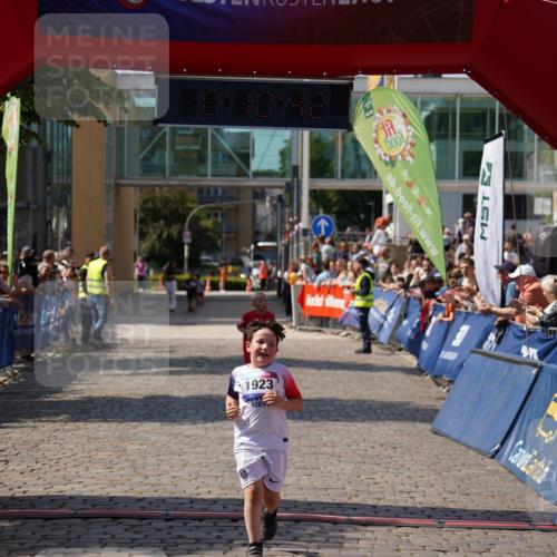 13.06.2025 - Holstenköstenlauf Felixshl http://msf.ph/oto/7923132 13.06.2025 15:40:42 Laufen 10, 1923 meine-sportfotos.de
