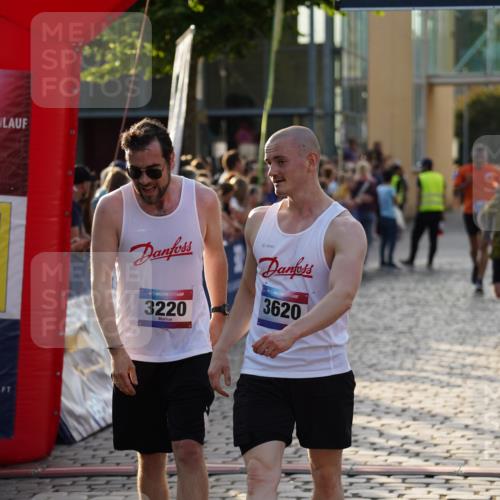 13.06.2025 - Holstenköstenlauf Felixshl http://msf.ph/oto/7923142 13.06.2025 19:52:03 Laufen 2437, 2524, 3220, 3594, 3620 meine-sportfotos.de