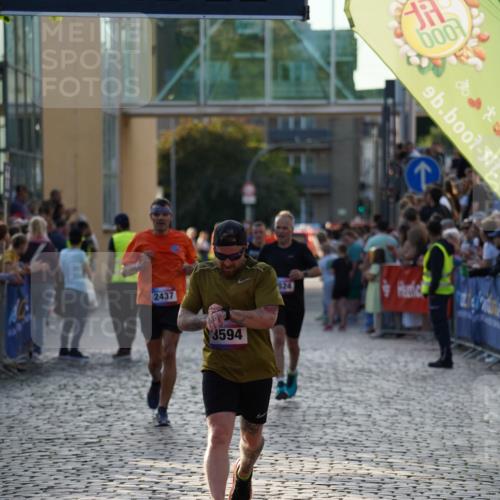 13.06.2025 - Holstenköstenlauf Felixshl http://msf.ph/oto/7923153 13.06.2025 19:52:05 Laufen 2437, 2524, 3594, 3913 meine-sportfotos.de