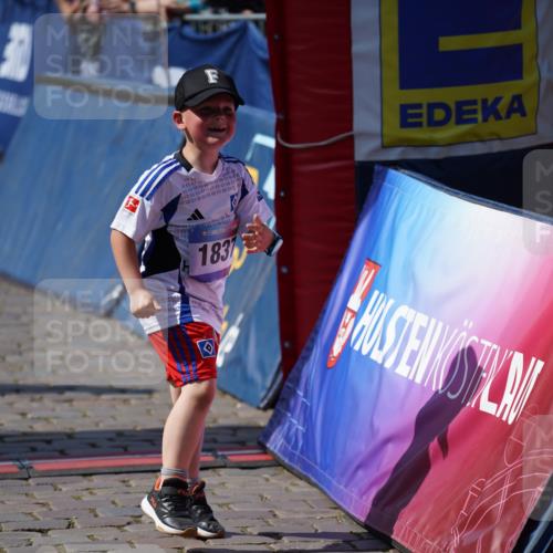 13.06.2025 - Holstenköstenlauf Felixshl http://msf.ph/oto/7923167 13.06.2025 15:41:04 Laufen 1811, 1837 meine-sportfotos.de