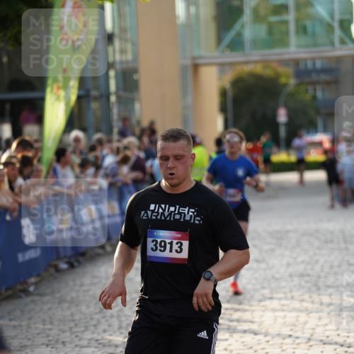 13.06.2025 - Holstenköstenlauf Felixshl http://msf.ph/oto/7923190 13.06.2025 19:52:13 Laufen 2437, 2524, 2997, 3913 meine-sportfotos.de