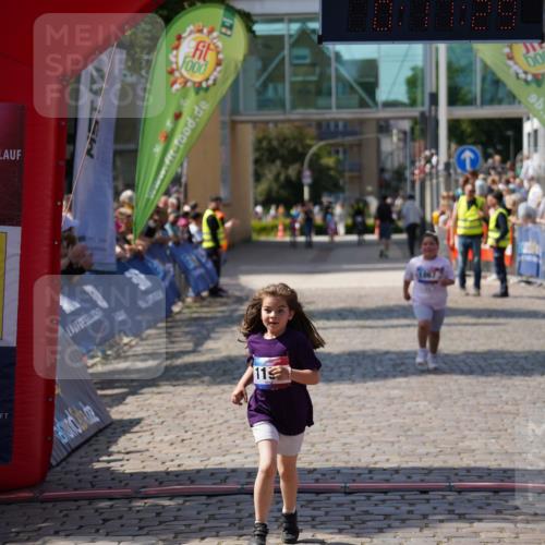 13.06.2025 - Holstenköstenlauf Felixshl http://msf.ph/oto/7923223 13.06.2025 15:41:29 Laufen 1196, 1867 meine-sportfotos.de