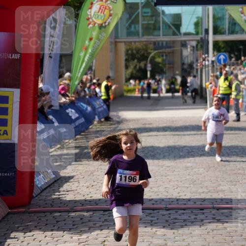 13.06.2025 - Holstenköstenlauf Felixshl http://msf.ph/oto/7923229 13.06.2025 15:41:29 Laufen 1196, 1867 meine-sportfotos.de