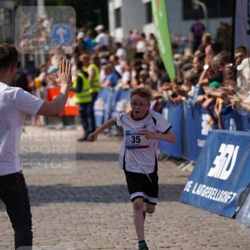13.06.2025 - Holstenköstenlauf Felixshl http://msf.ph/oto/7923346 13.06.2025 16:06:03 Laufen 35, 166, 963 meine-sportfotos.de
