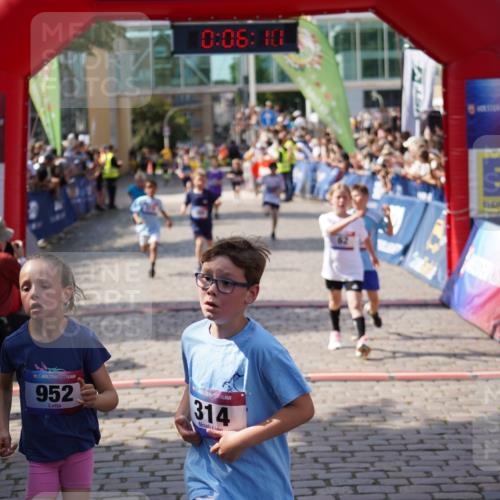 13.06.2025 - Holstenköstenlauf Felixshl http://msf.ph/oto/7923397 13.06.2025 16:06:20 Laufen 62, 210, 314, 319, 714, 952, 1154, 1155, 1859, 1865, 1869 meine-sportfotos.de