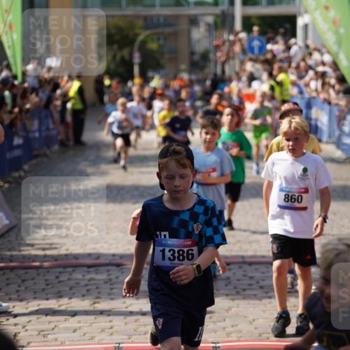13.06.2025 - Holstenköstenlauf Felixshl http://msf.ph/oto/7923517 13.06.2025 16:06:52 Laufen 20, 75, 167, 305, 308, 311, 460, 591, 850, 855, 860, 957, 970, 1048, 1147, 1306, 1383, 1384, 1386, 1387, 1438, 1887, 1928 meine-sportfotos.de