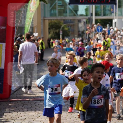 13.06.2025 - Holstenköstenlauf Felixshl http://msf.ph/oto/7923574 13.06.2025 16:07:02 Laufen 20, 26, 34, 75, 306, 308, 316, 434, 452, 459, 574, 585, 591, 592, 693, 699, 716, 850, 855, 970, 1043, 1149, 1389, 1928 meine-sportfotos.de