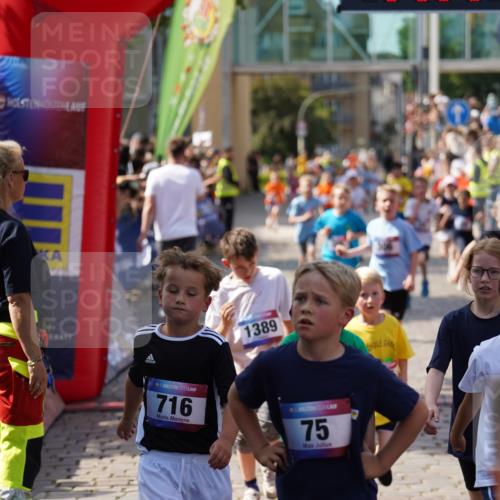 13.06.2025 - Holstenköstenlauf Felixshl http://msf.ph/oto/7923598 13.06.2025 16:07:06 Laufen 26, 34, 40, 124, 306, 316, 434, 459, 467, 574, 575, 585, 592, 693, 699, 973, 1043, 1149, 1202, 1389 meine-sportfotos.de