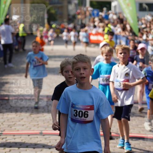 13.06.2025 - Holstenköstenlauf Felixshl http://msf.ph/oto/7923620 13.06.2025 16:07:11 Laufen 34, 40, 124, 170, 172, 315, 316, 434, 459, 467, 575, 693, 699, 863, 865, 973, 1149, 1202 meine-sportfotos.de